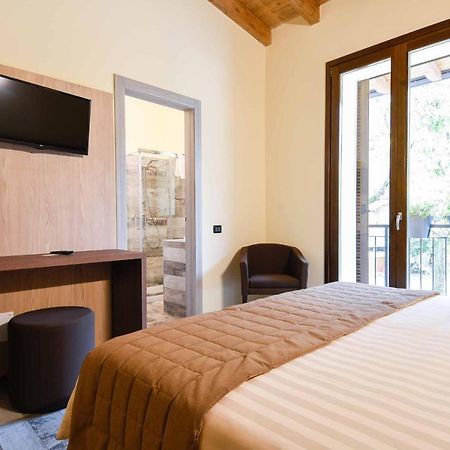 Agriturismo Ippolita Lucchetti Cene Dış mekan fotoğraf